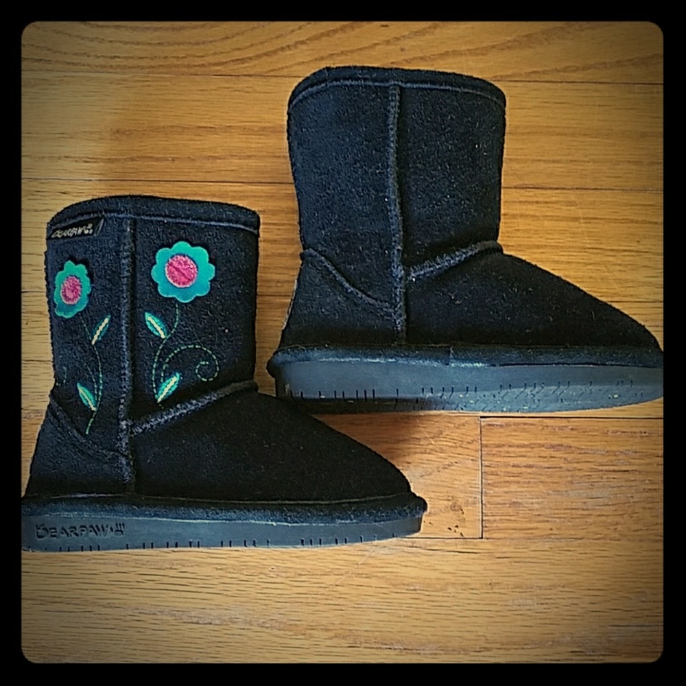 BearPaw girl boots